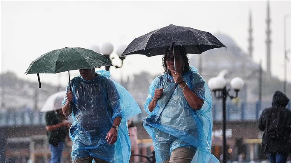 İstanbul'da Ani Sel ve Sıcaklık Düşüşü Uyarısı: Şiddetli Yağışlar Etkili Oluyor