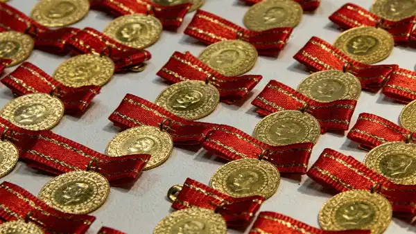 Altın Yatırımcılarının Gözü Bu Veride: Güncel Gram, Çeyrek ve Cumhuriyet Altını Fiyatları 2 Ekim 2026 Cuma