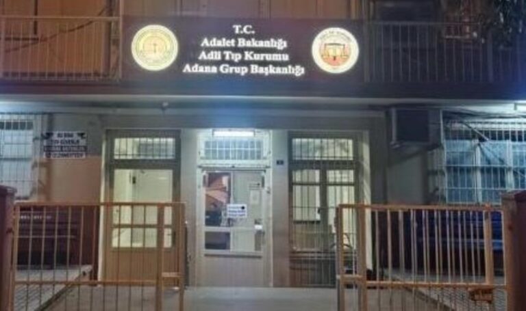 Adana’da korkunç cinayet: Silahlı evinin önünde saldırdı! – Türkiye haberlerini kırmak