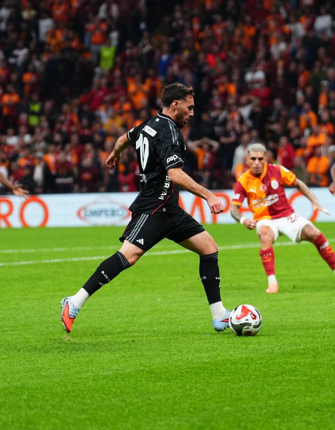 Erman Toroglu oyunu değerlendirdikten sonra Galatasaray-Besiktas Derby! Harika ekibimi söylemeyeceksin! Ölü ağlama yok ... 4